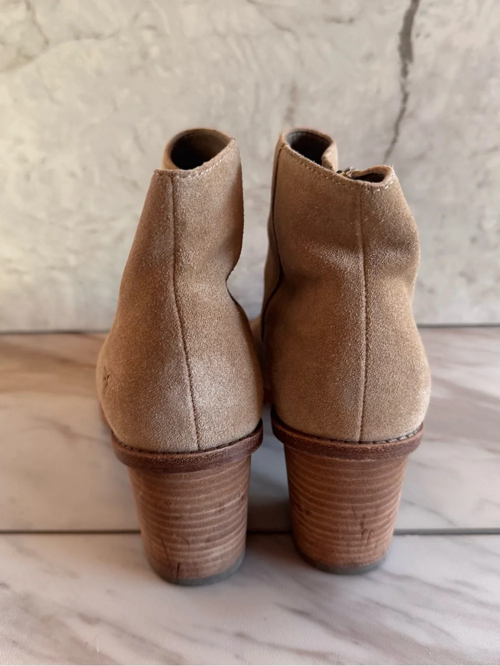 Frye Peep Toe Suede Ankle Booties 9.5 Beige Side Zip Stacked Heel